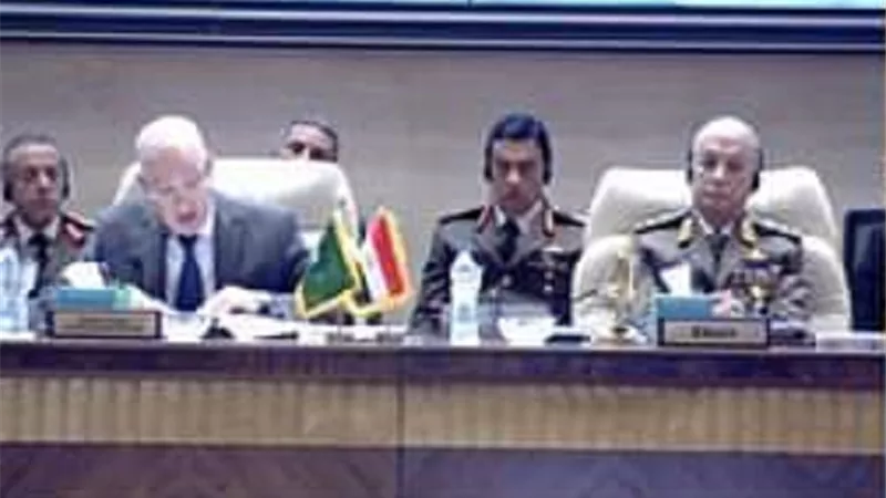 الفريق محمد زكي يترأس اجتماع اللجنة الفنية المتخصصة للدفاع والسلامة والأمن