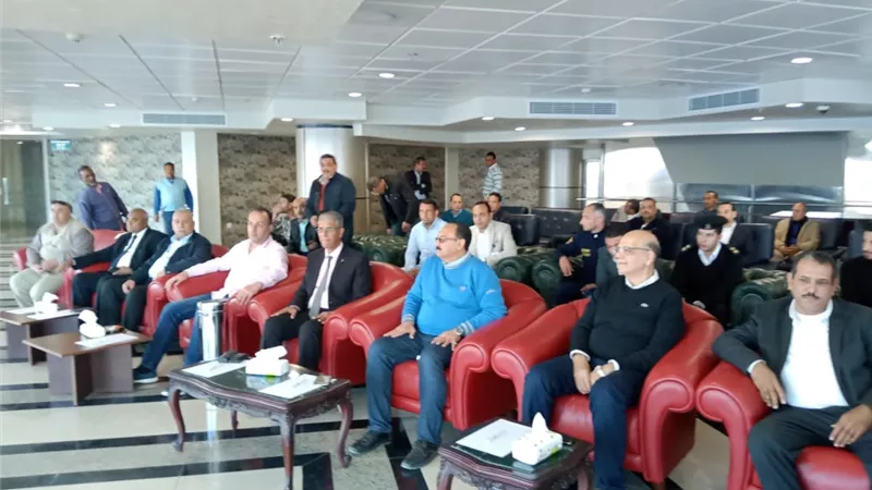 وفد نقل النواب يوجه انتقادات حادة للشركة الخاصة بتفريغ وشحن البضائع بميناء الغردقة