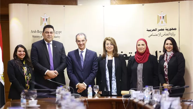 وزيرا التضامن والاتصالات يشهدان بروتوكول تعاون لدعم الأسر المنتجة