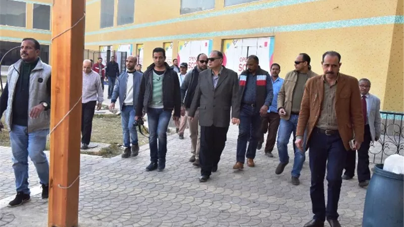 محافظ أسيوط يتفقد مدينة أسيوط الجديدة..ويلتقى المواطنين.. بالصور