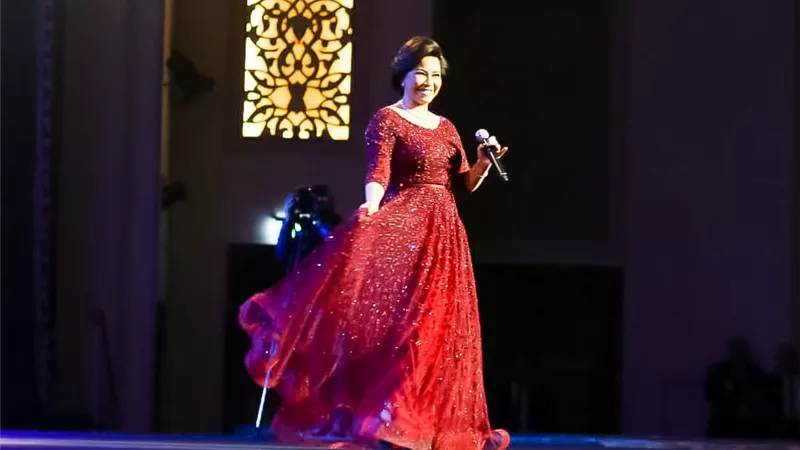 شيرين عبد الوهاب تتألق بحفل كامل العدد في 
