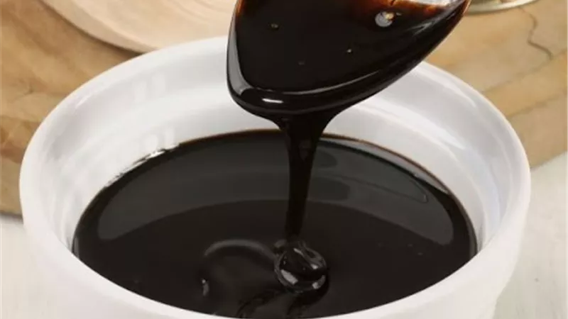 ملعقة عسل اسود على الريق يوميا تقى من نزلات البرد طول فترة الشتاء