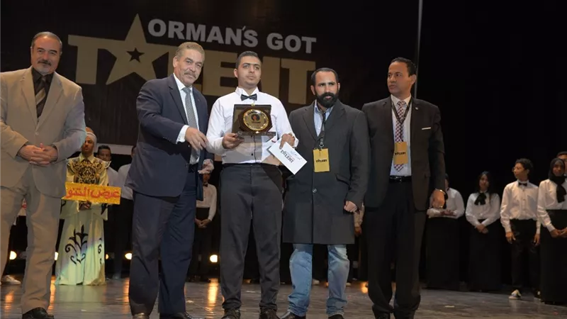 الأورمان تكرم الطلاب الموهوبين فى القران الكريم والشعر والموسيقي والإستعراضات