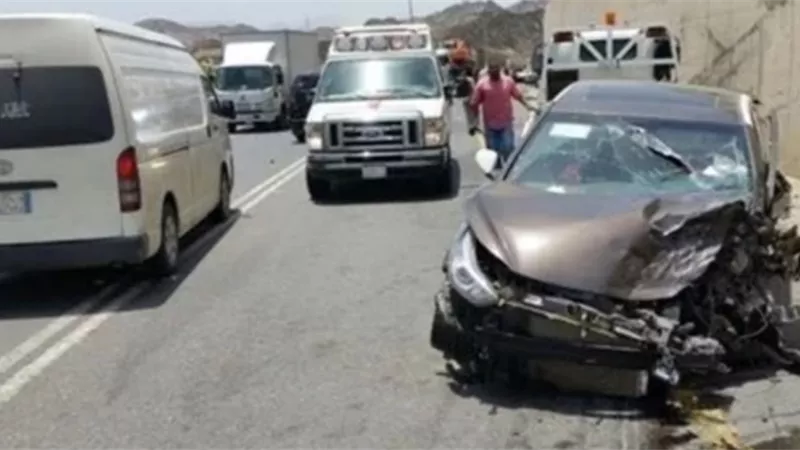 بالاسماء .. إصابة 4 أطفال من أسرة واحدة في انقلاب سيارة بطريق الضبعة