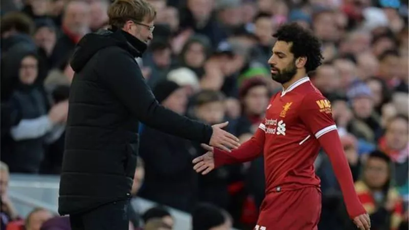 كلوب معلقا على تتويج صلاح بجائزة أفضل لاعب بمونديال الأندية.. تكريم لمصر