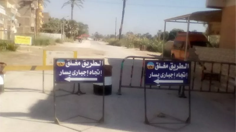 عبد الجابر يتابع أعمال الصرف الصحى بالقرنة غرب الأقصر