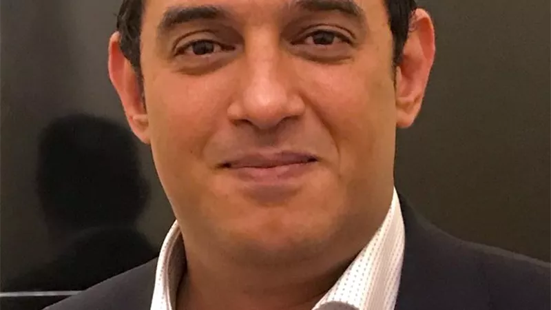 من هو أحمد محمد ضاهر نائب وزير التعليم لتكنولوجيا المعلومات والتعلم الرقمي؟