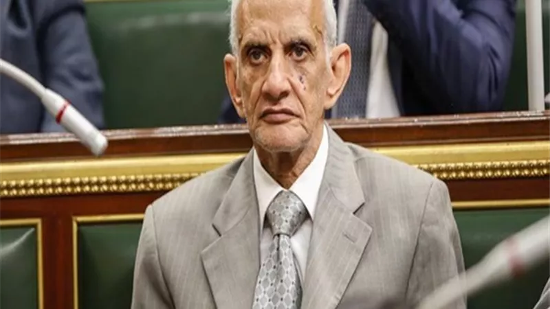 خالد خلف الله يطالب الحكومه بزياده سعر طن القصب لإنقاذ المزارعين من الافلاس