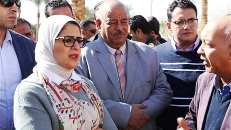 وزيرة الصحة تتفقد مستشفى ووحدة طب الأسرة فى طابا.. بالصور