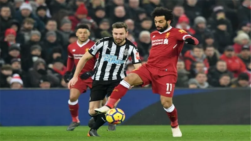 صلاح يبتعد عن لقب هداف الدورى الإنجليزى