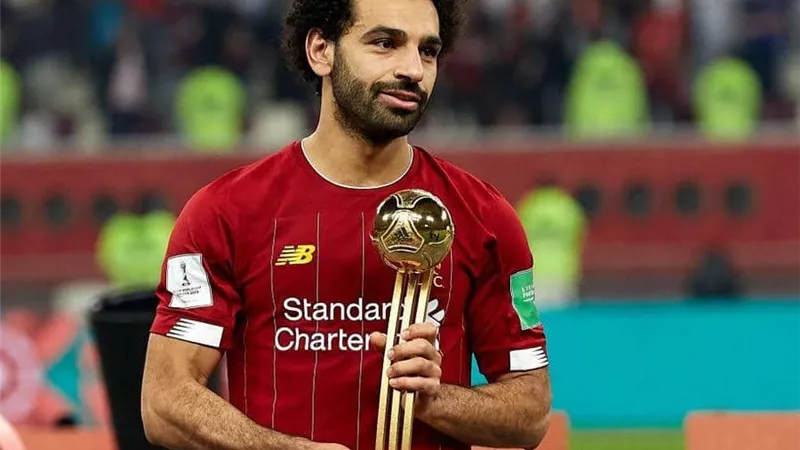 فيفا يعلن سبب حصول صلاح على جائزة أفضل لاعب