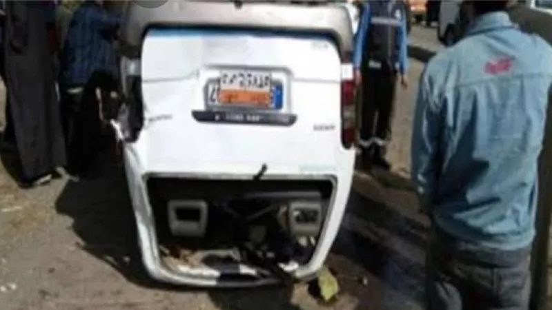 اصابة ٨ مواطنين فى انقلاب سيارة بطريق بلبيس-العاشر
