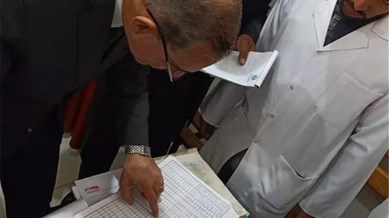 محافظ كفرالشيخ يتفقد مستشفي الحامول المركزى