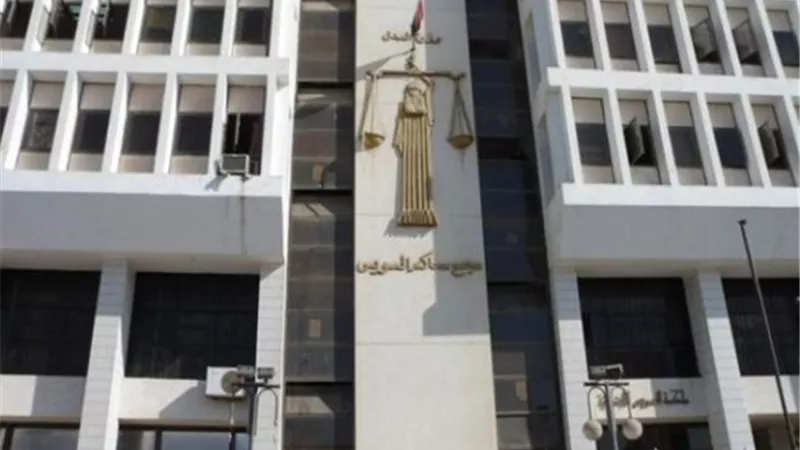 نيابة السويس تأمر بإرسال مضبوطات الوكر الإجرامي بجنيفة للمعمل الجنائي