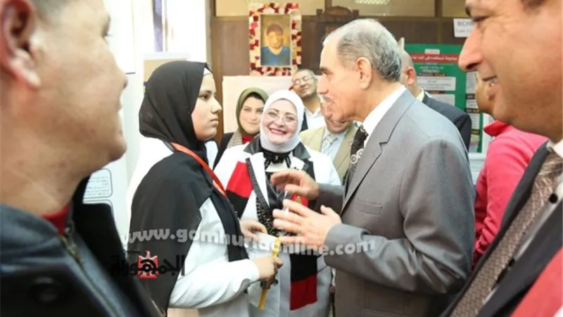 تصعيد 24 مشروعاً متنوعاً في 10 مجالات لطلاب كفر الشيخ ووكيل الوزارة تكرم الفائزين