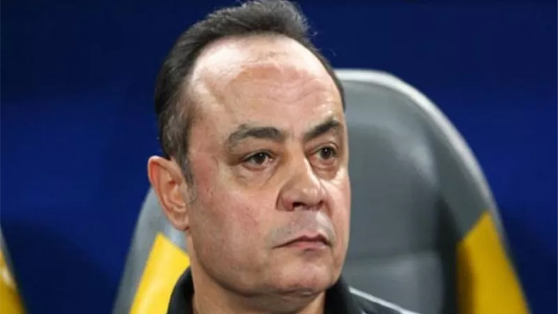 رد غاضب من طارق يحيى بعد هجوم جماهير الزمالك عليه