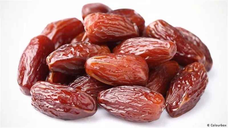 منها إنقاص الوزن .. 5 فوائد مذهلة لتناول التمر يوميا