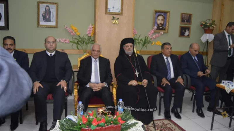 محافظ الجيزة يقدم التهنئة للأخوه الأقباط بمناسبة عيد الميلاد المجيد .. صور
