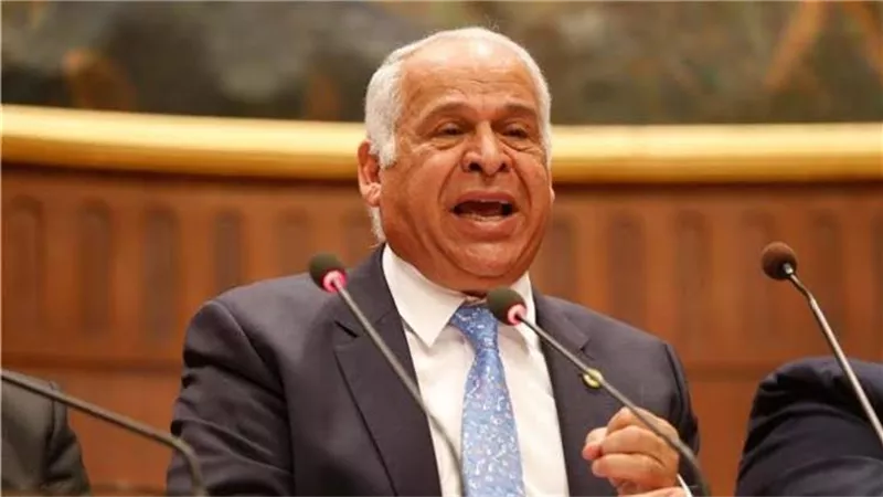 أول تعليق من رئيس نادى سموحة بشأن منعه من المشاركة فى اى نشاط رياضى