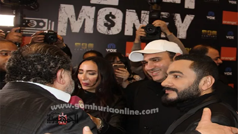 شاهد.. أكرم حسنى برفقة تامر حسنى فى العرض الخاص لفيلم 
