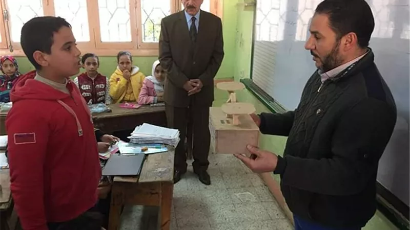 بشكل مفاجئ .. محافظ كفرالشيخ بزور عدد من المنشأت الصحية والتعليمية بالعاصمة