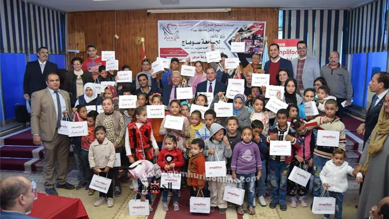 سماعات طبية للأطفال ضعاف السمع من جامعة سوهاج