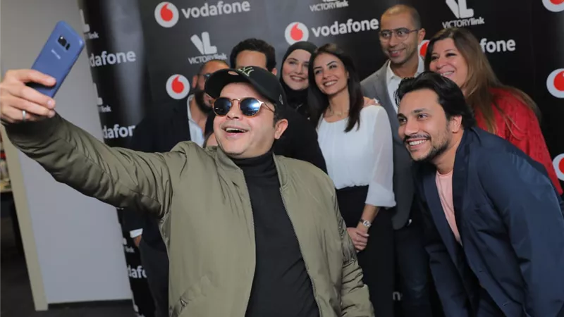 فودافون تتعاون مع هنيدي لتقديم مفاجأت وخدمات لعملائها