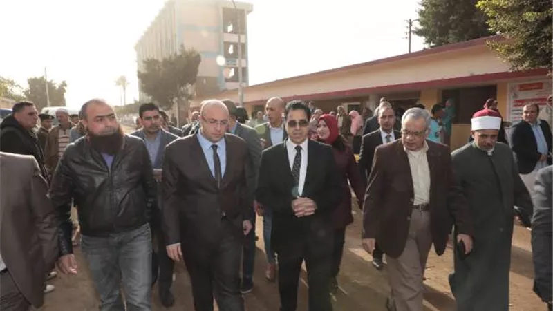 محافظ بنى سويف يحيل رئيس قرية بني عدي للتحقيق