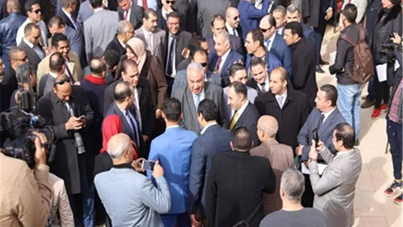 عاشور: تعديلات قانون الإدارات القانونية تنصف المحامين