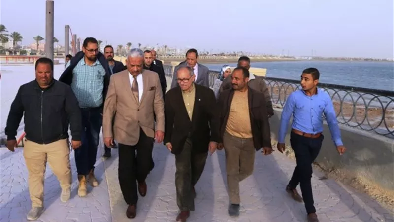 محافظ السويس يتابع اللمسات النهائية لإنطلاق ماراثون زايد الخيري.صور