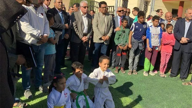 محافظ جنوب سيناء يفتتح ملعبي خماسي بمدينة طور سيناء