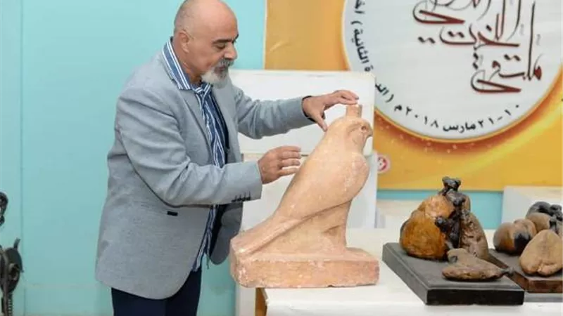 لقبوه بهنري مور العرب.. ايهاب الأسيوطي يفتتح معرضه بمتحف محمود مختار اليوم