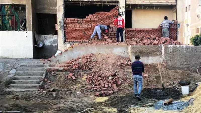 جهاز القاهرة الجديدة يعلن الحرب على المحلات ويسحب 9 تعرف على الأسباب بالصور