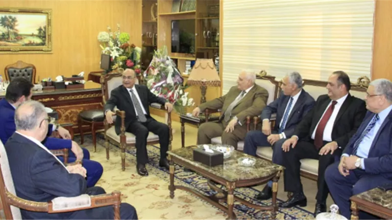 وزير العدل يستقبل رئيس الهيئة الوطنية للانتخابات