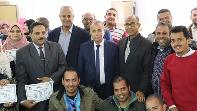 مدير تعليم الوادى الجديد يشهد ختام برنامج تأهيل القيادات الشابة مهاريًا وتكنولوجيًا