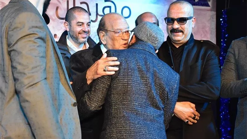 محمد سعد يشبه حسن حسنى بالشعراوى