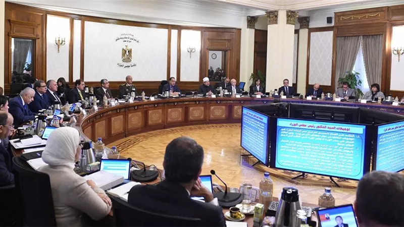 مدبولي للوزراء : ضرورة التواصل مع النواب وحضور الجلسات واللجان المتخصصة
