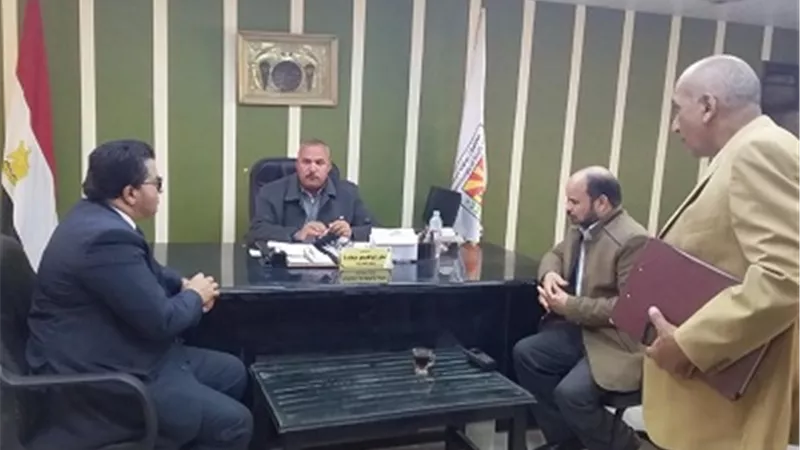 عقل وحمادة يلتقيان لإنشاء منفذ لتقديم خدمات أهلية برأس سدر