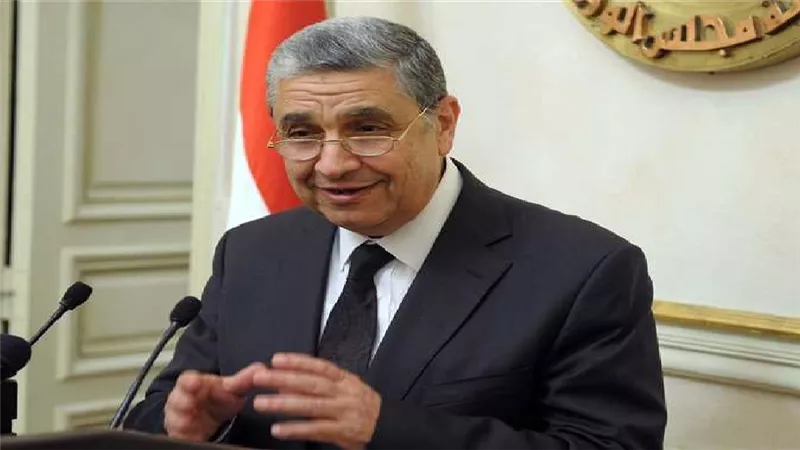الحكومة تنفى ارتفاع أسعار شرائح الكهرباء بالعدادات مسبقة الدفع عن التقليدية