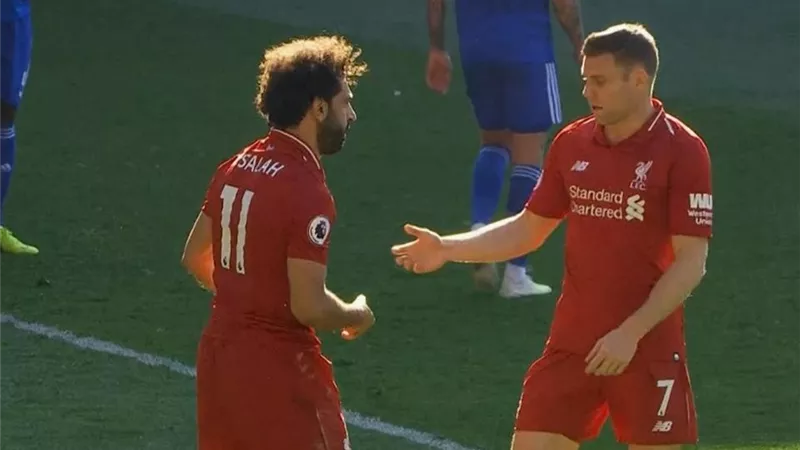 كابتن ليفربول يصدم محمد صلاح
