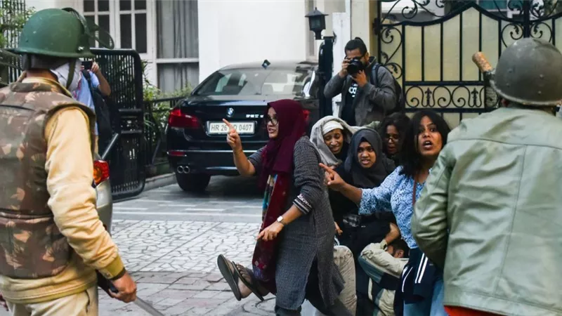 الهند تعزز الاجراءات الأمنية لمواجهة احتجاجات على قانون الجنسية