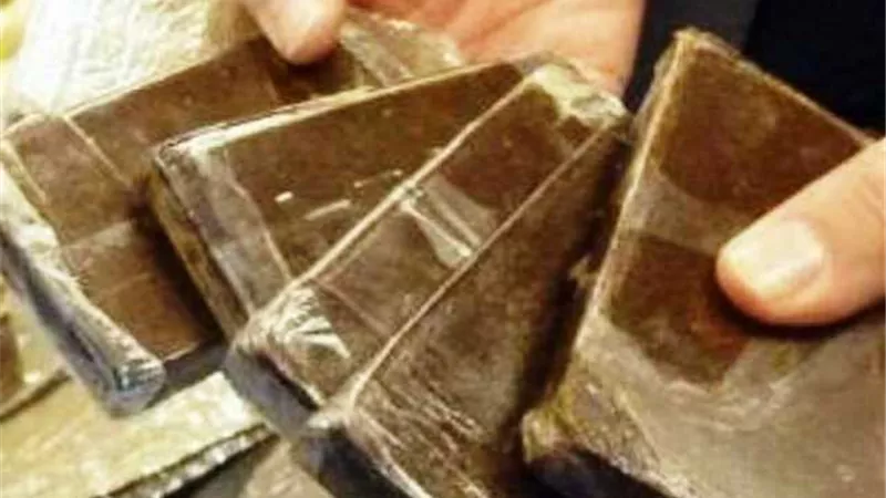 ضبط عصابة شبرا قبل ترويج 8 كيلو حشيش فى صفقة رأس السنة