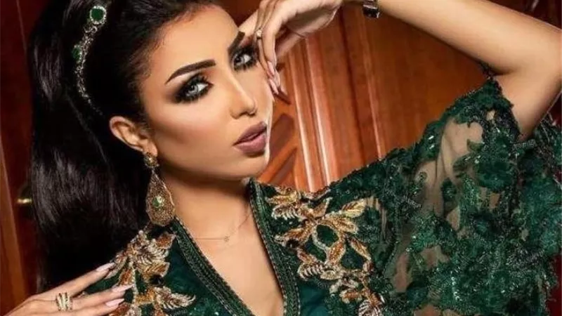القصة الكاملة للقبض على فنانة مشهورة وشقيقتها لتورطهما في قضية “ابتزاز المشاهير”