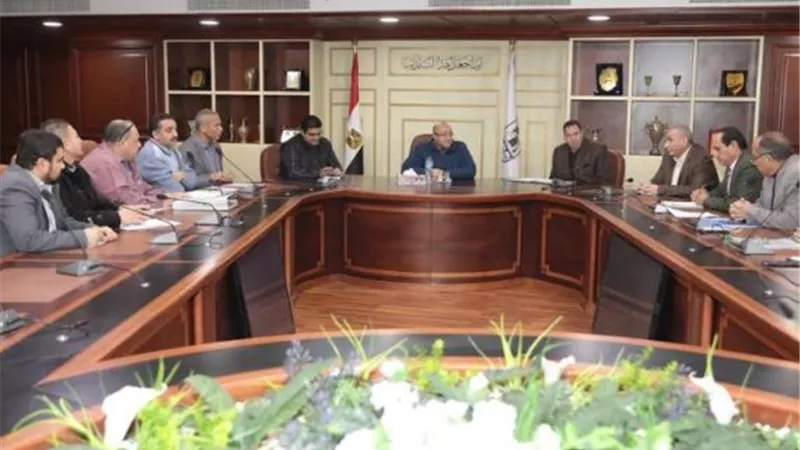 محافظ بني سويف لرؤساء المدن:مفيش وقت عندنا نضيعه