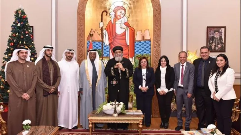 سفير الامارات يهنأ بابا الإسكندرية بمناسبة أعياد الميلاد
