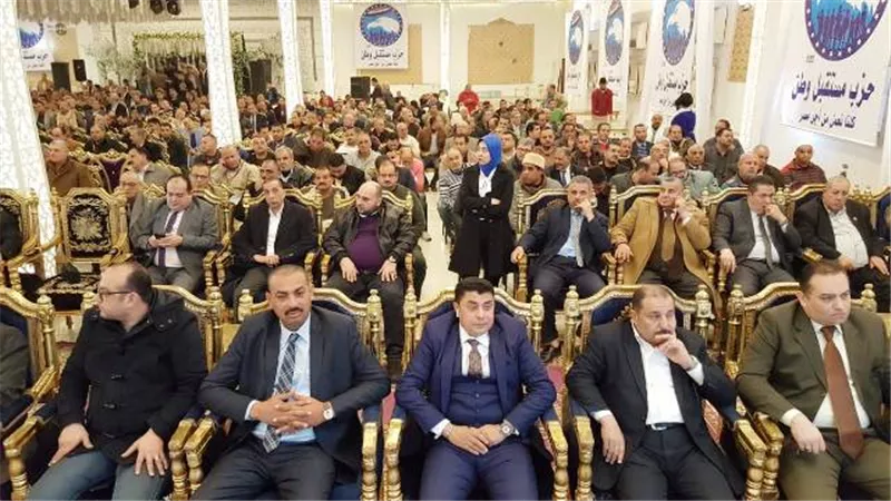مستقبل وطن بكفرالشيخ يكرم فريق الكرة الرابع فى دورى الحزب.. بالصور