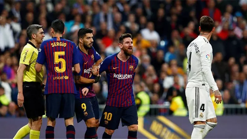 برشلونة يعلن إعارة لاعبه إلى ريال بيتيس
