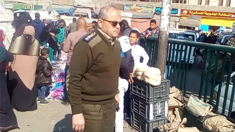 محافظ أسيوط: تحرير 68 محضر خلال حملة مكبرة لإزالة الاشغالات والتعديات بموقف الأجرة