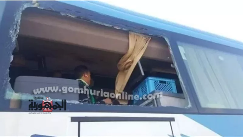 مجهولون يحطمون سيارات نادي المصري قبل مواجهة بيراميدز