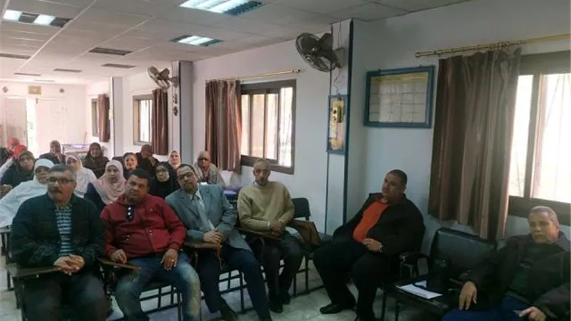 انطلاق الدورة التدريبية للامراض النباتية بزراعة الإسماعيلية.صور